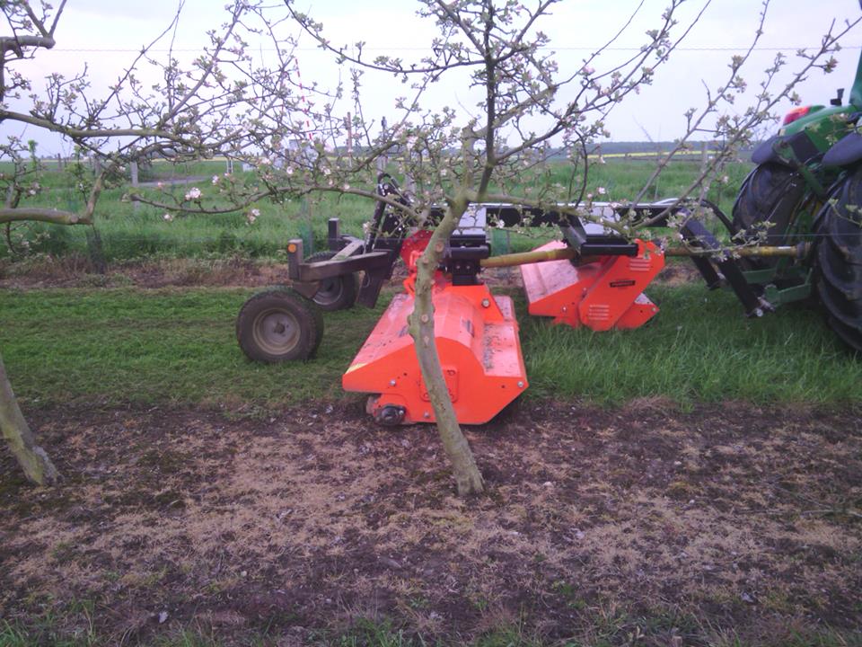 NX-460, versnipperaar/maaier met verstelbare werkbreedte