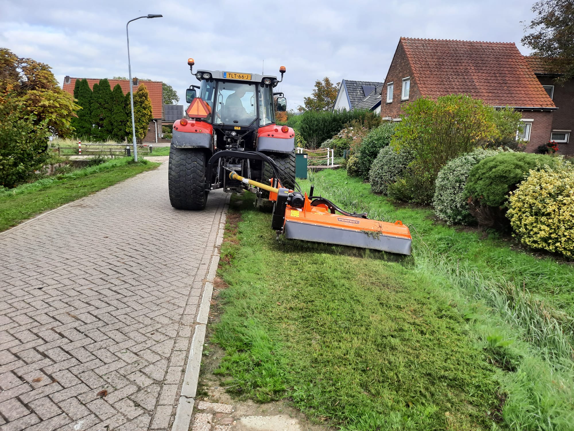 GREENFLEX-serie - Multimaaier voor onderhoud van graslanden